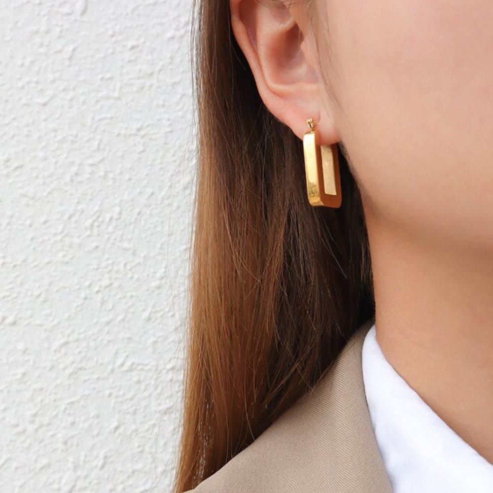 Square U-Shape Hoop Earrings PVD 18K Gold Plated Stainless Steel - Picture 7 of 10